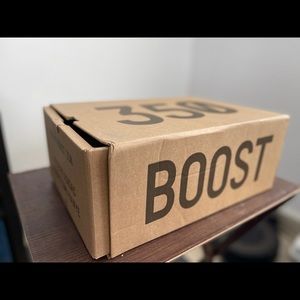 Yeezy 350 Boost Box 📦